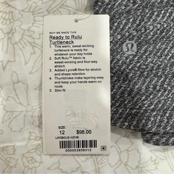 Lululemon Athletica Ready to Rulu Gray Patterned Turtleneck - Picture 5 of 5